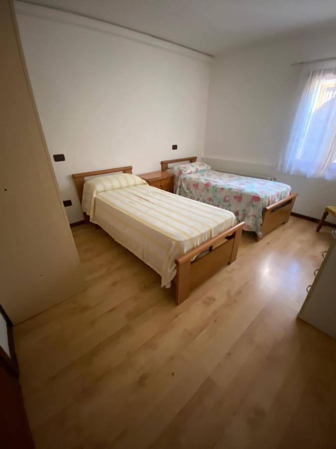 Il Casale Del Miele Bed and Breakfast Fraforeano Exteriör bild
